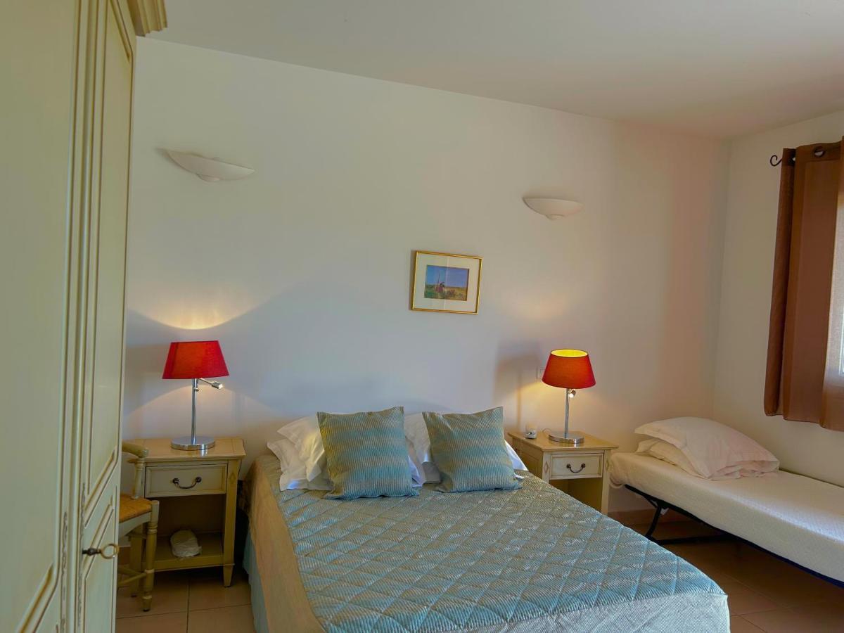 Hotel Terriciae Aux Portes De Maussane Les Alpilles Habitación foto