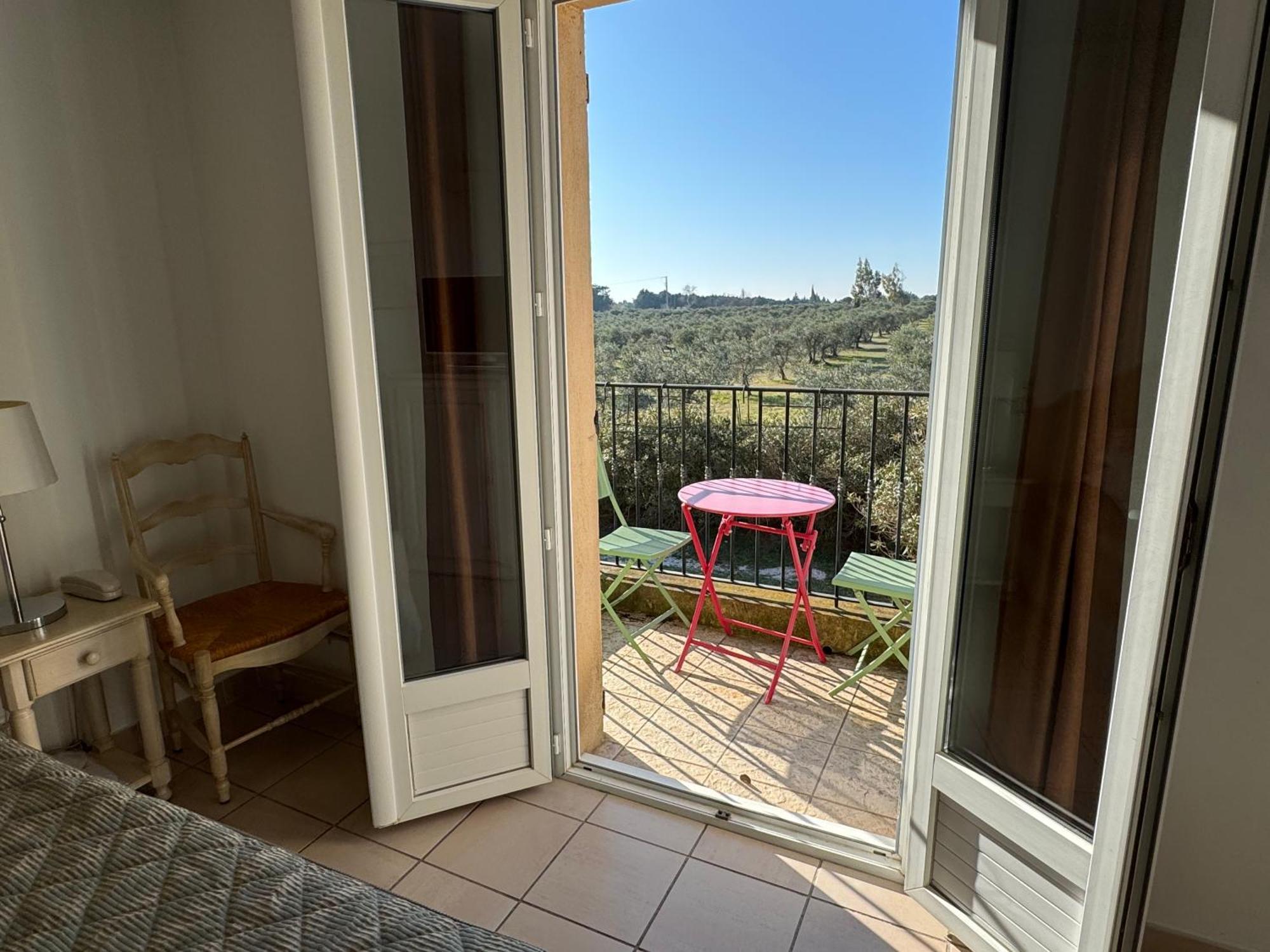 Hotel Terriciae Aux Portes De Maussane Les Alpilles Exterior foto